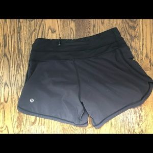 lulu lemon shorts 💛💛